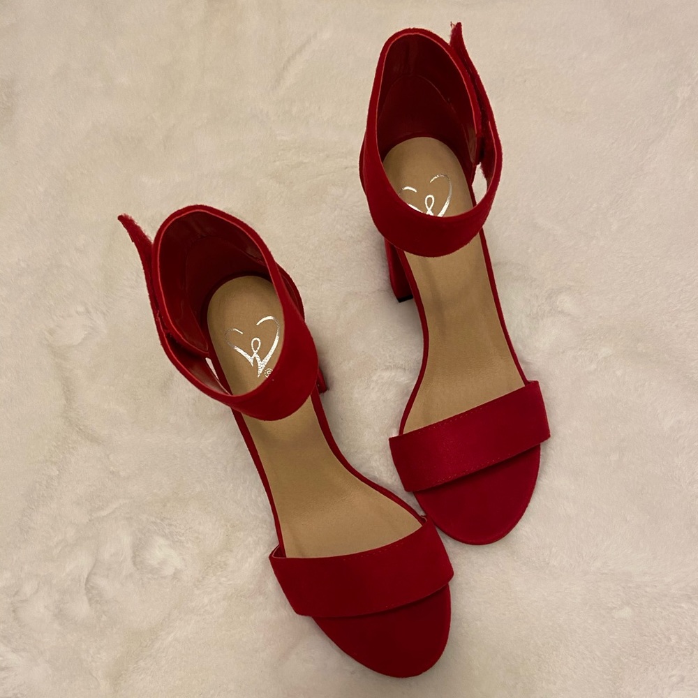Heels 👠 red Velcro block heels